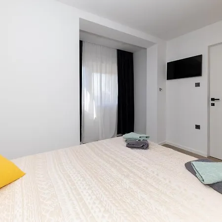 Apartman Hanka - Great Location & Parking Spot *