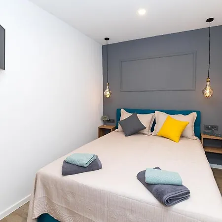 Hanka - Great Location & Parking Spot Apartman *