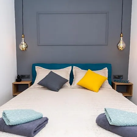 Apartman Hanka - Great Location & Parking Spot Crikvenica