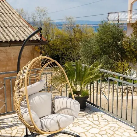 Apartman Hanka - Great Location & Parking Spot Crikvenica